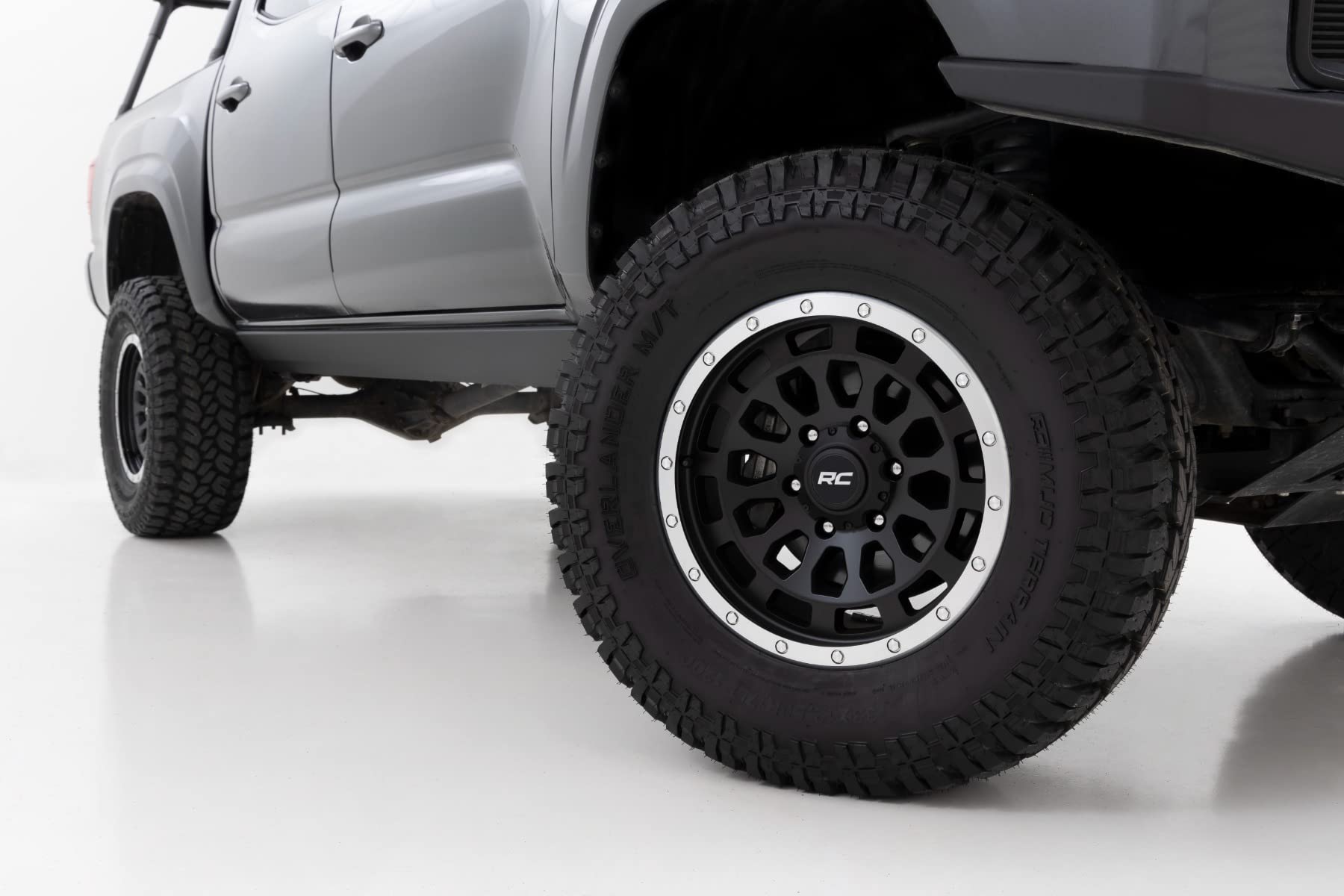 Power Running Boards Rough Country with LED Step Lights for Toyota Tacoma, Double Cab (2005-2023) - Dual Motor i-Force Electric Powerstep Board & Retractable Truck Steps