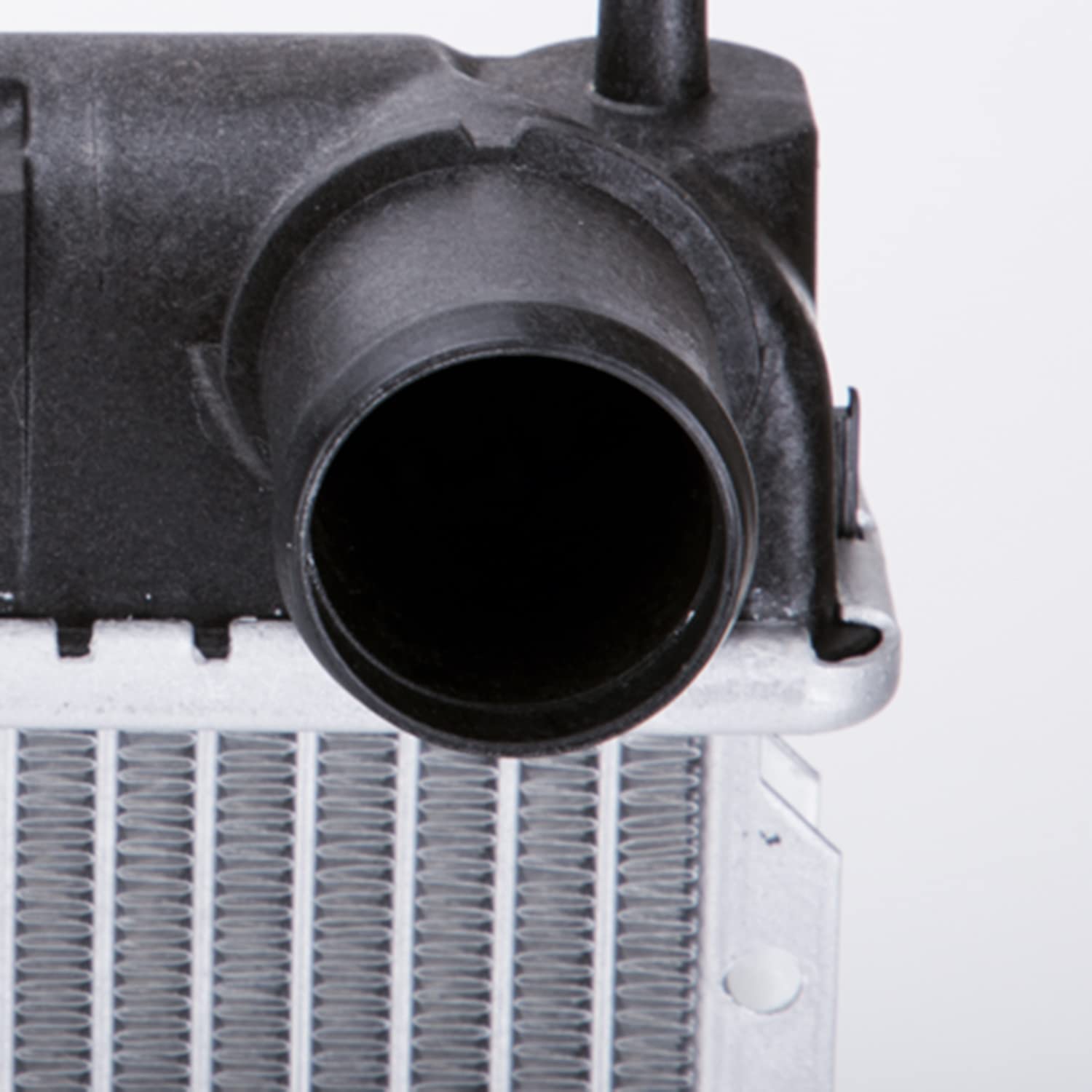 Radiator TYC Compatible with 2003-2004 Infiniti G35