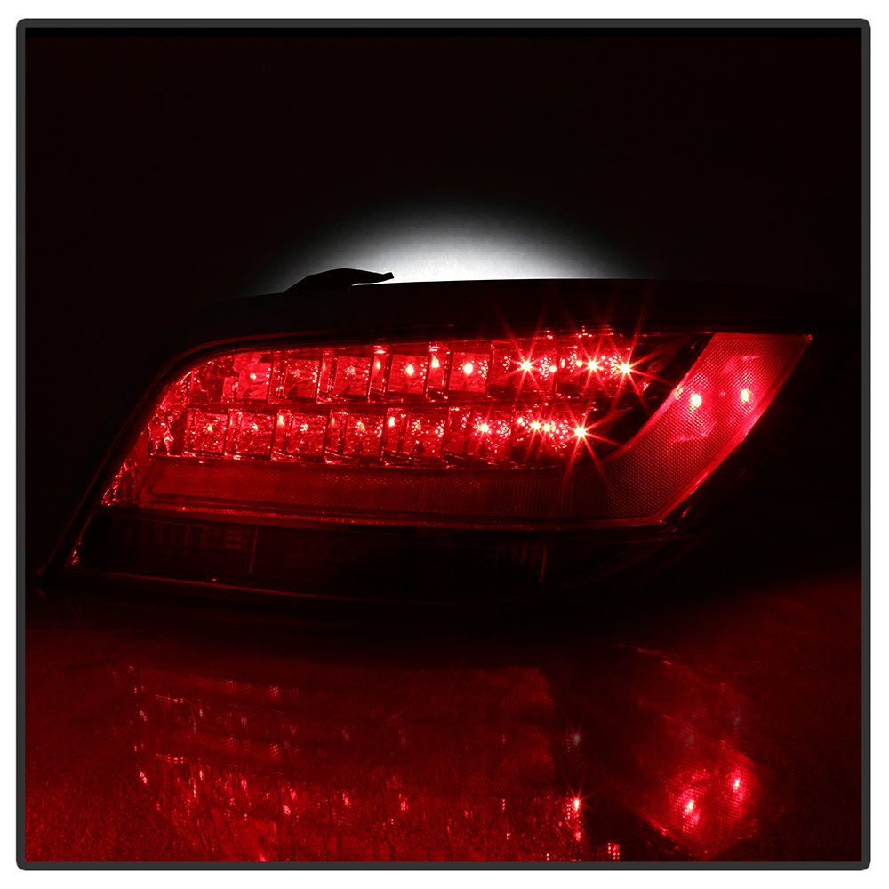 Tail Light Xtune ALT-JH-BLAC10-OE-R, 1 Pack