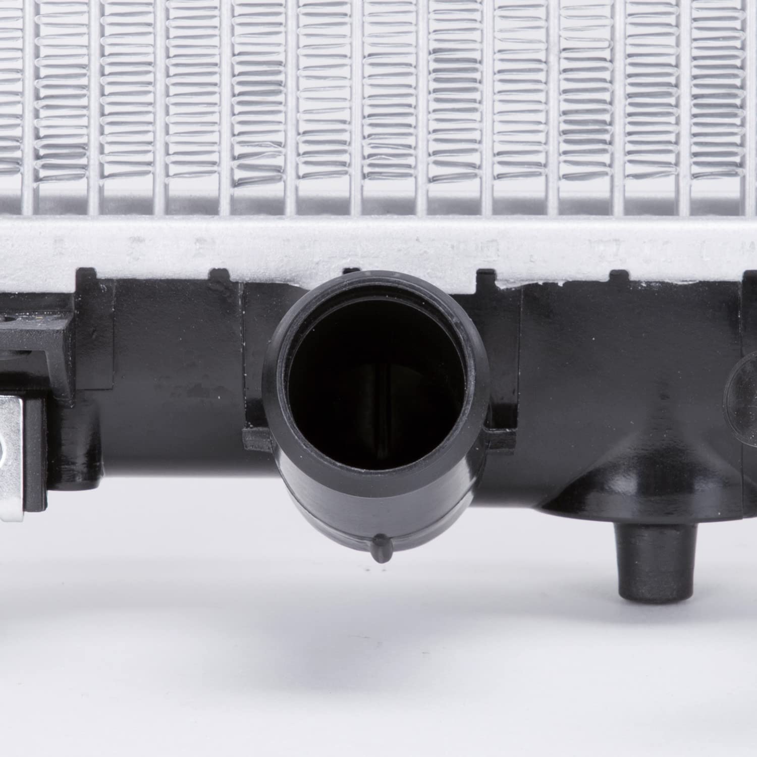 Radiator TYC Compatible with 2001-2002 Acura MDX