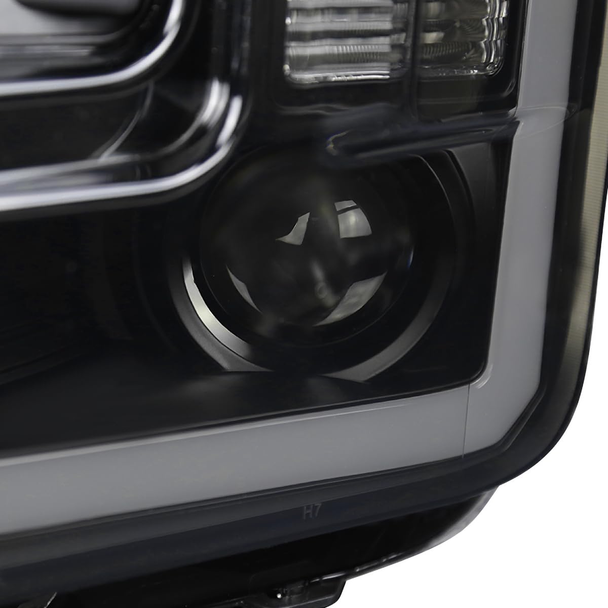 Black Smoke SPEC-D TUNING Projector Headlights w/LED Light Bar Compatible with 2015-2017 Ford F-150, Left + Right Pair Headlamps Assembly