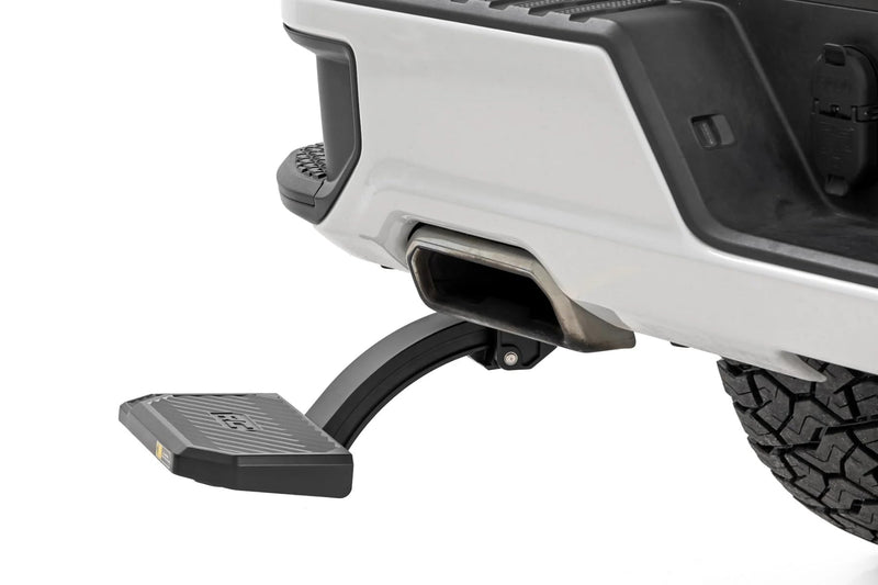 Rough Country Bed Step Retractable for Chevy Silverado & GMC Sierra 1500 (2019-2026) - Manual Pull Tailgate Step, Non-Slip Truck Step