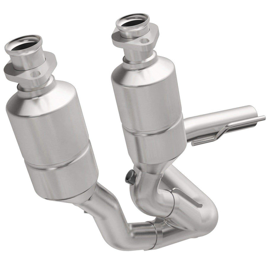 California Grade MagnaFlow Catalytic Converter 458053: Direct-Fit, For 2001-2004 Jeep Grand Cherokee (CARB Compliant)
