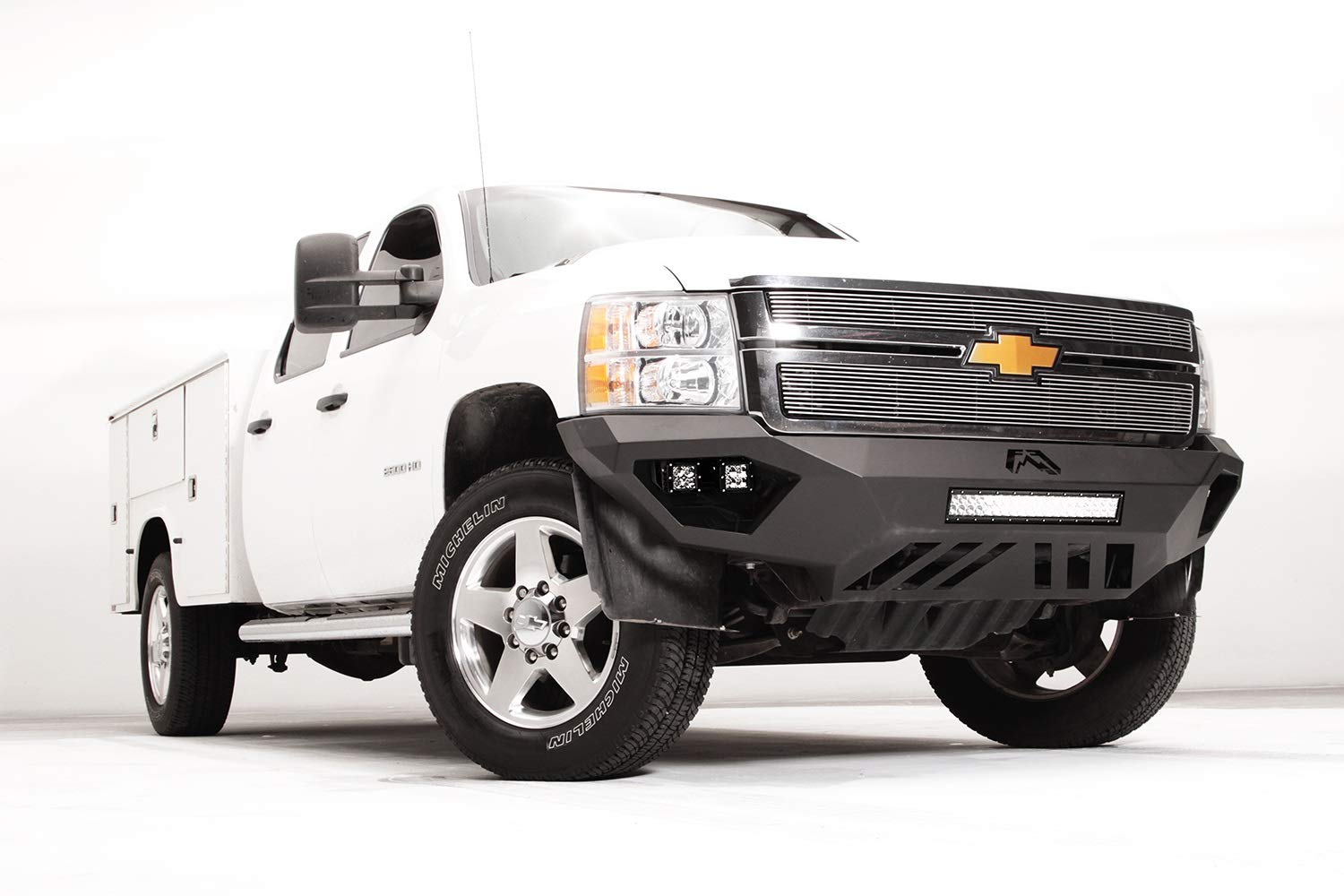 Vengeance Front Bumper 11-14 Chevy Hd with No Guard Bare Bare Steel