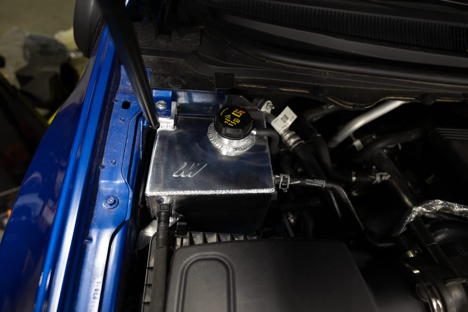 Mishimoto Expansion Tank Aluminum, Fits 2019+ Ford Ranger, Micro-Wrinkle Black