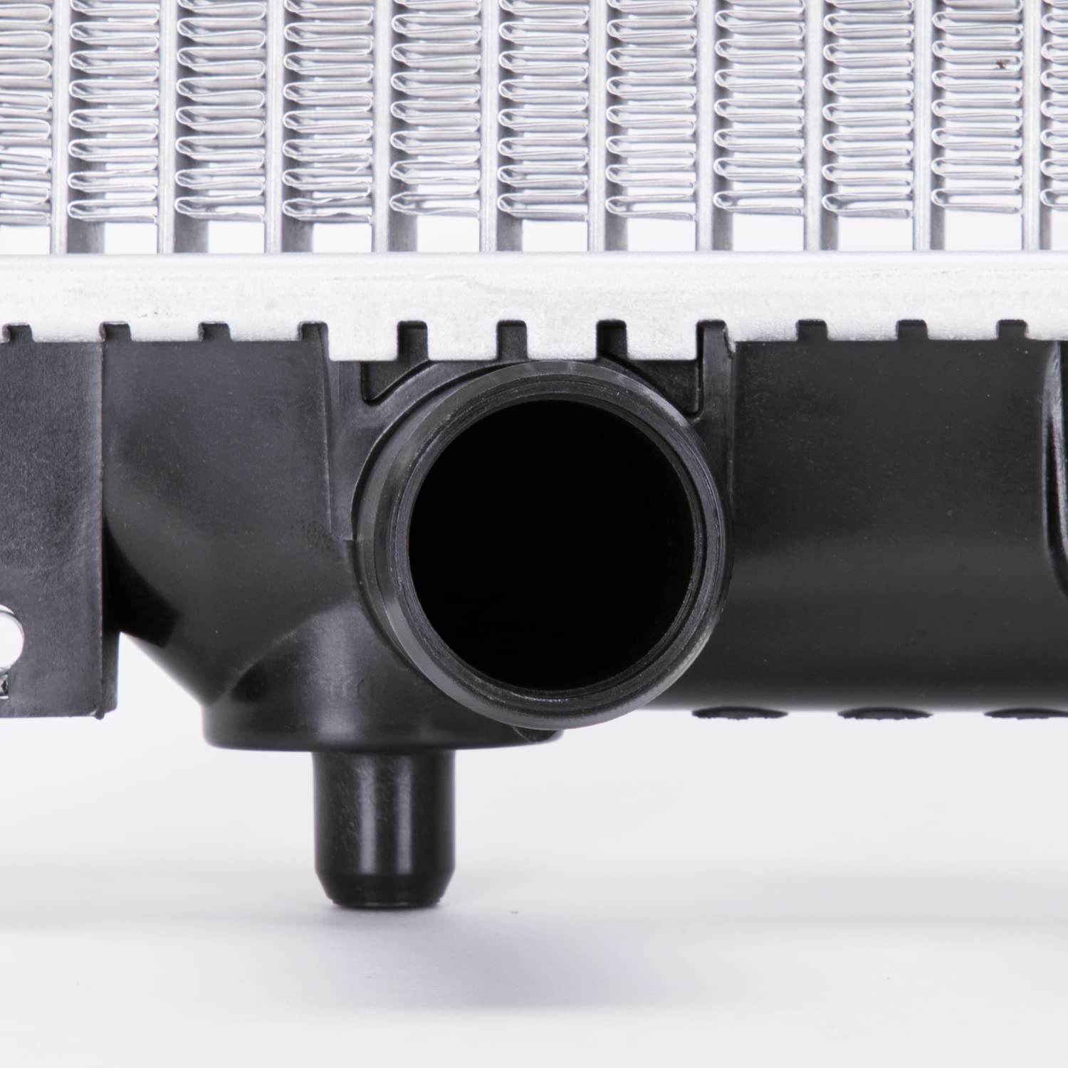Radiator TYC 2087 Compatible with 1996-1998 Suzuki Sidekick