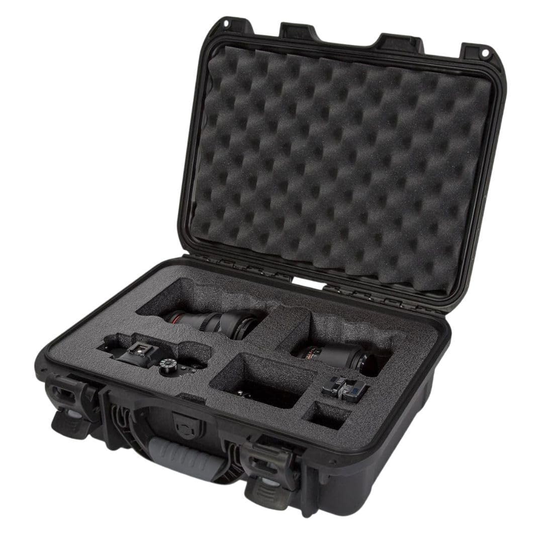NANUK 920 Hard Case Molded Interior with Foam Insert, Lid Organizer, and Power Claw Triple Action Latches for Sony A7R Size Camera (Black)