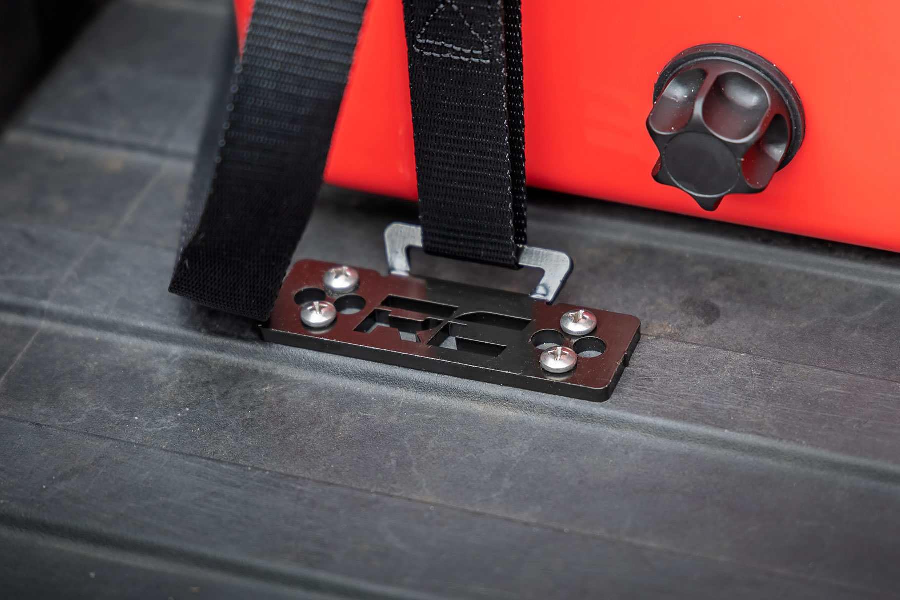 Rough Country Cooler Tie-Down Kit Universal - 117710, 1in wide Cam Straps, Black