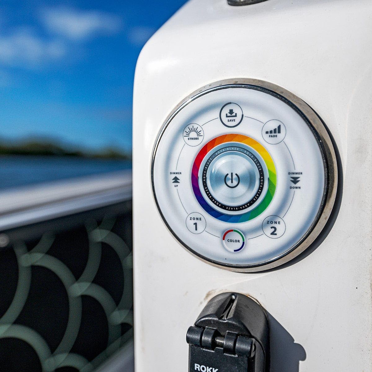 RGBW LED Light Controller T-H Marine LED-RGBCONT-4R-DP