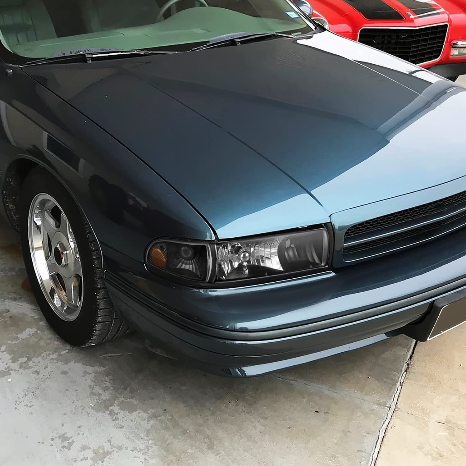 Black Headlights + Corner Signal Lights SPEC-D TUNING Compatible with 1994-1996 Chevy Impala, 1991-1996 Chevy Caprice, Left + Right Pair Head Lights Lamps Assembly
