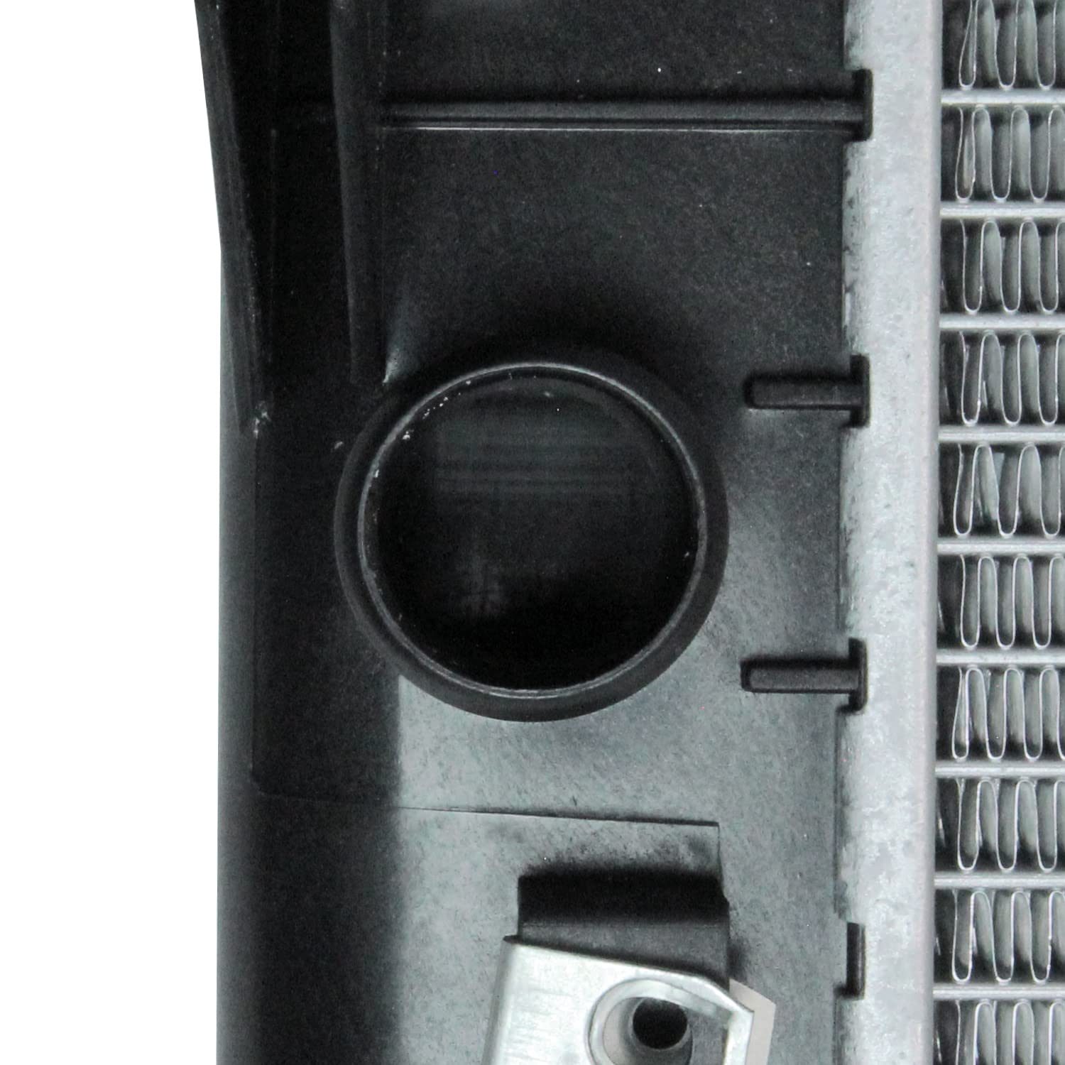 Radiator TYC 2491 Compatible with 2001-2005 Cadillac Deville
