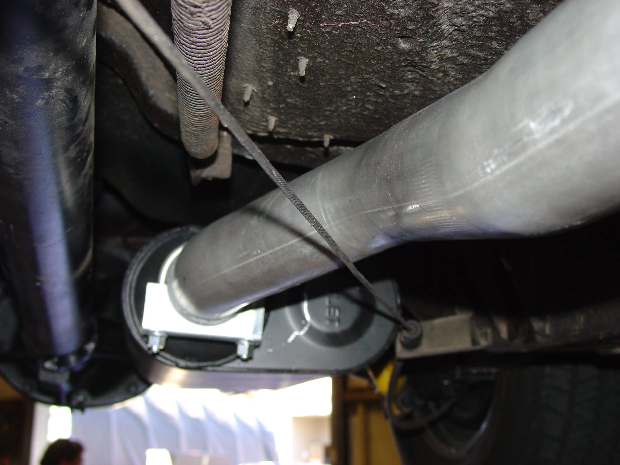 American Thunder Flowmaster 817174 Exhaust Kit 2.5 Inch 409 Stainless Steel Super 44 Mufflers H-Pipe 3 Inch Polished 304 Stainless Steel Tips Compatible with 1955-1957 Chevy 150 210 Bel Air V8