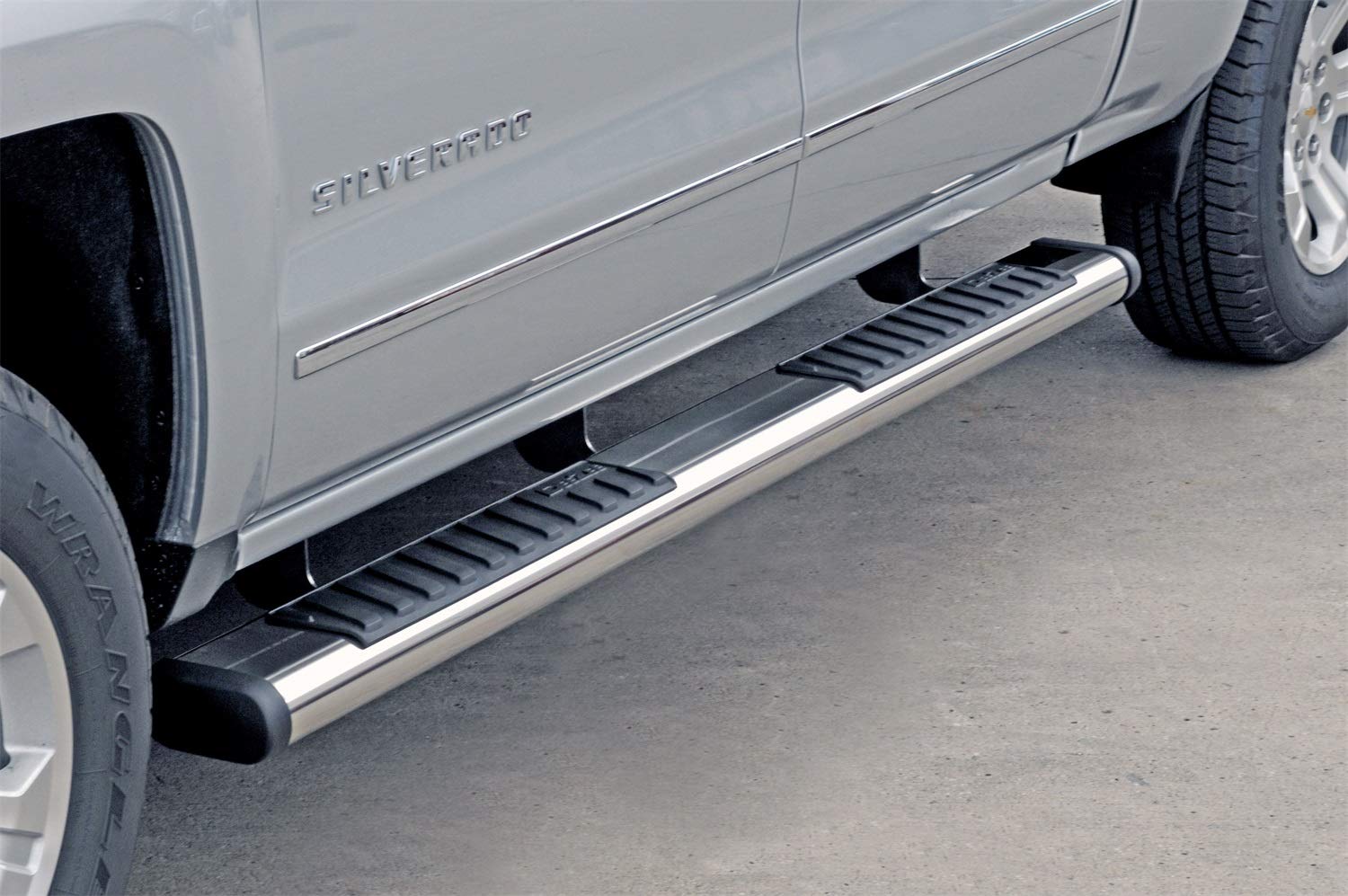 6" Oval Dee Zee Stainless Steel Side Steps DZ16123