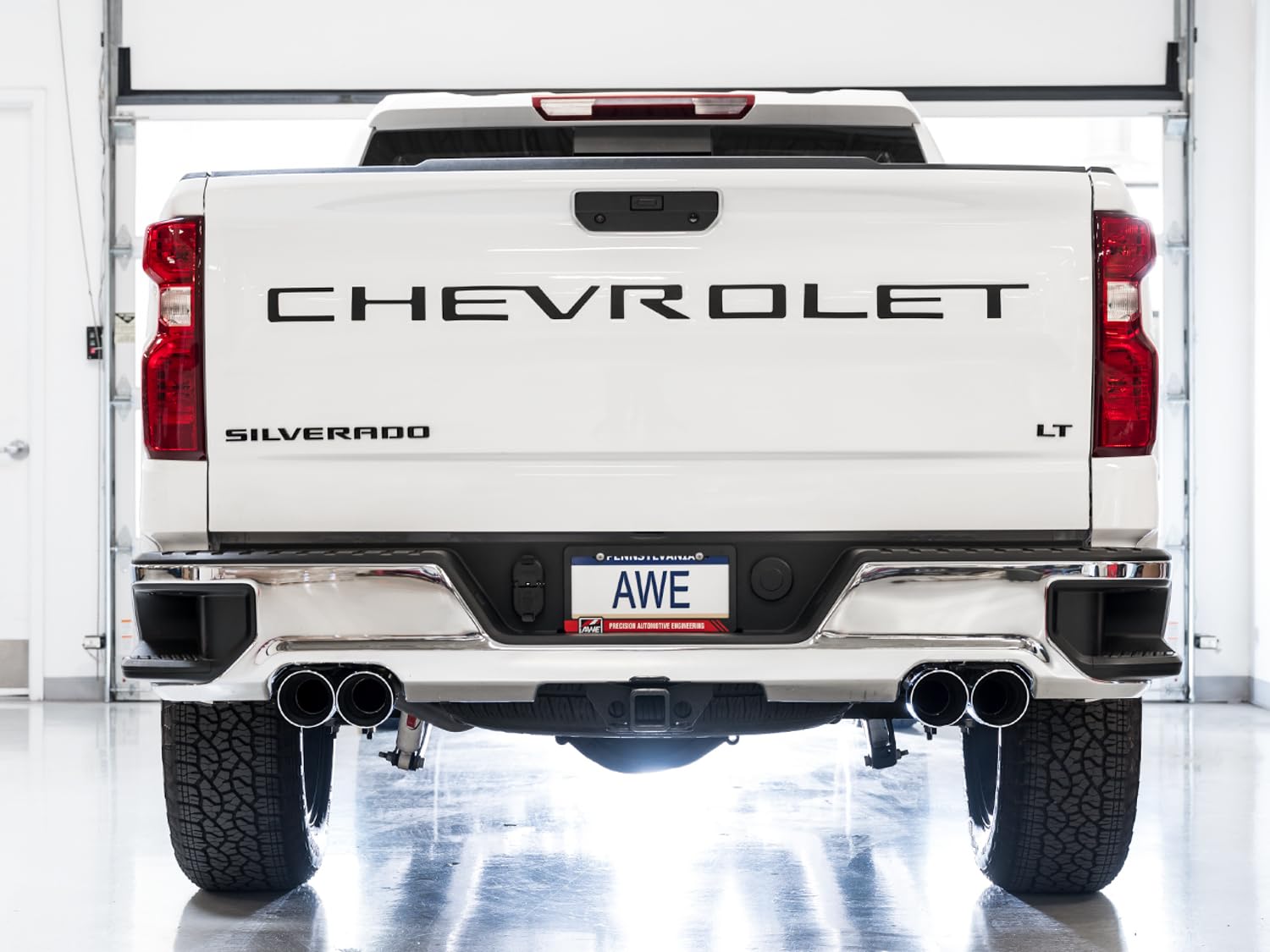 4th Gen AWE Tuning GM 1500 5.3L 0FG Catback Split Rear Exit (w/Bumper Cutouts) - Quad Chrome Tips - 3015-42201