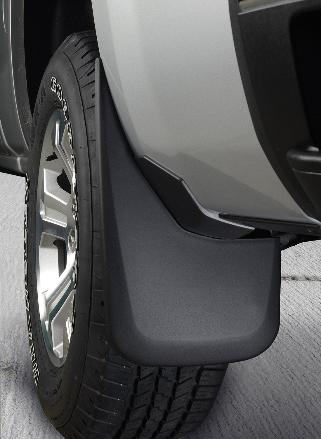 Rear Mud Guards - Husky Liners | 2007 - 2013 Chevrolet Avalanche w/ Z71 Package, Rear Set - Black, 2 Pc. | 56831