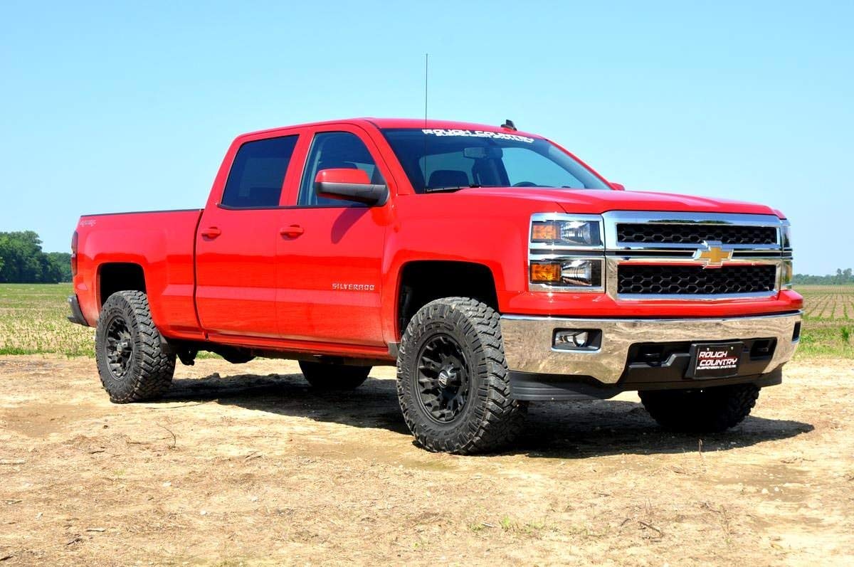 Rough Country 2" Lift Kit Leveling for Chevy Silverado & GMC Sierra 2500HD (2001-2010) w/FT Codes - Increases Ground Clearance, Easy Bolt-On Install