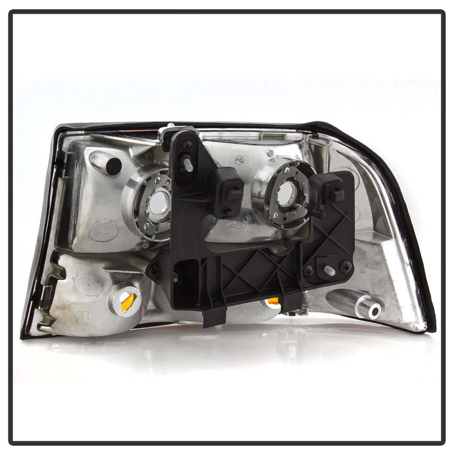 OEM Style Xtune Headlights (HD-JH-GS1598-OE-C) (Akkon)