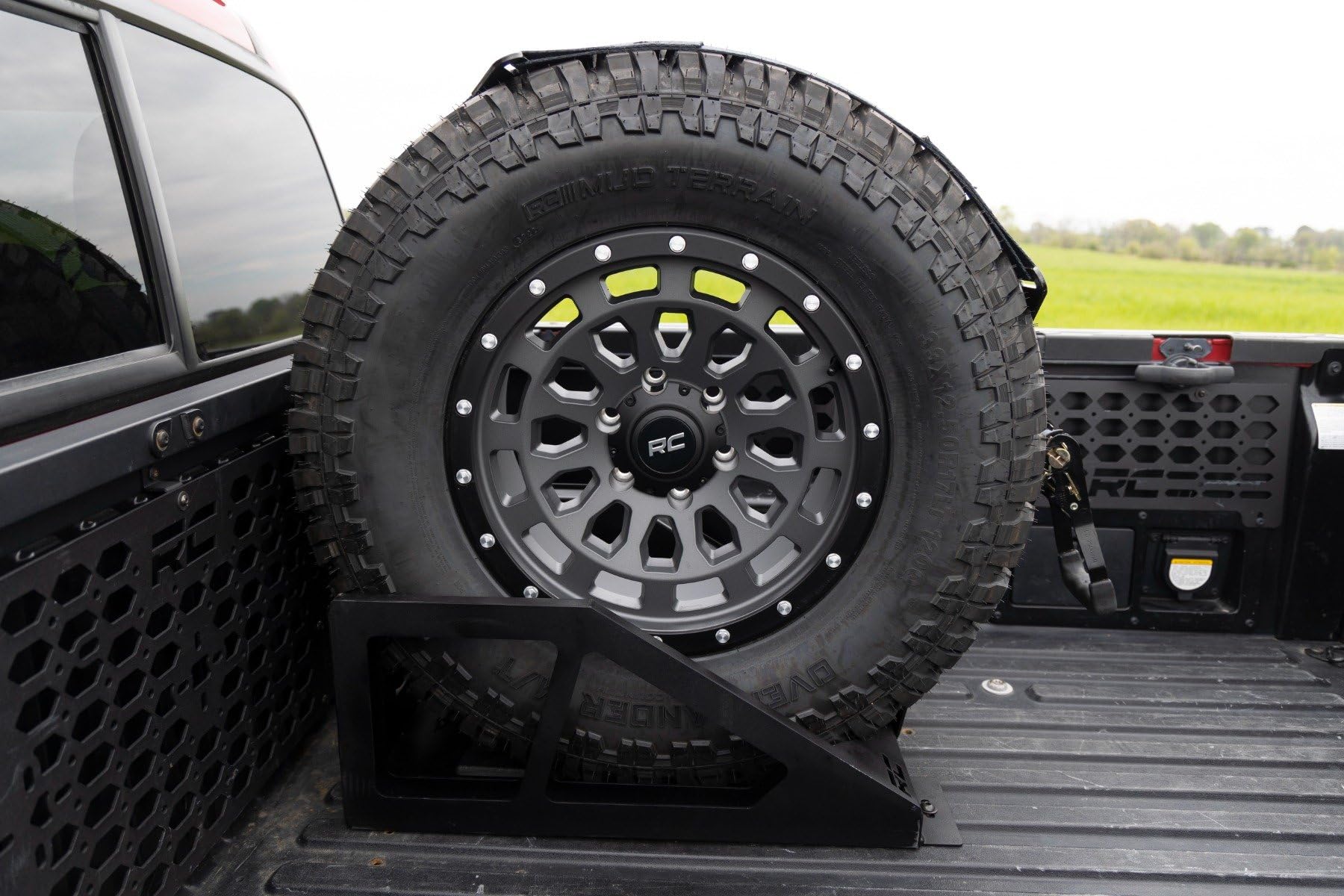Rough Country Spare Tire Carrier Universal Bed Mount for Pickup Trucks - Fits Tires 33" to 40"