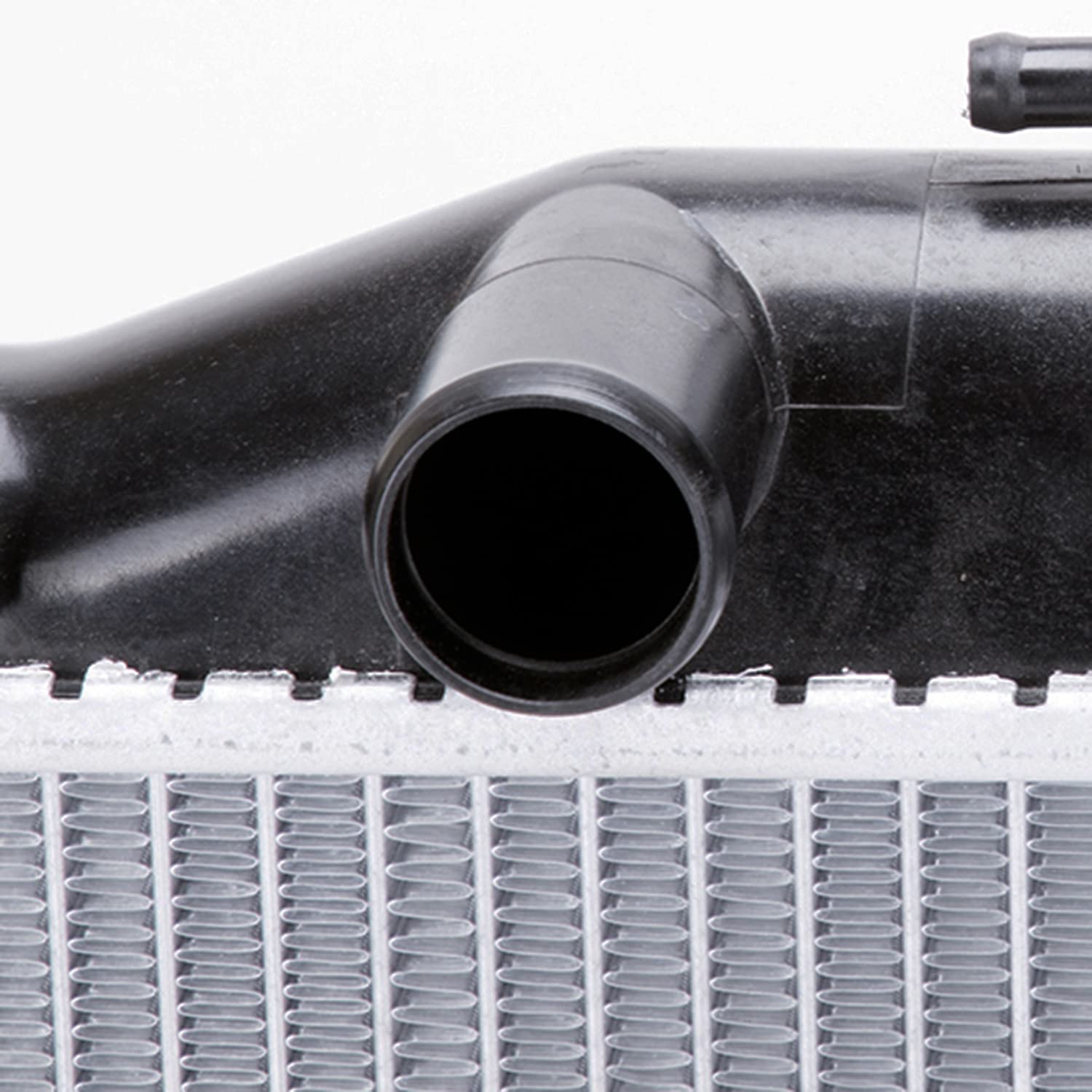 Radiator TYC 13016 Compatible with 2000-2008 Honda S2000