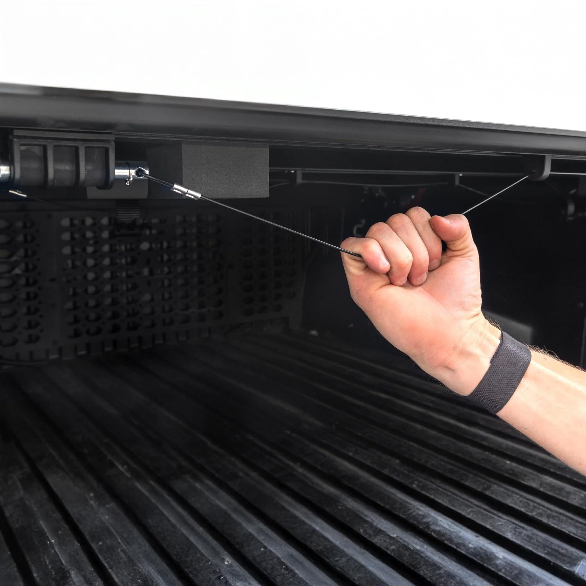 Toyota Tacoma Hard Tri-Fold Tonneau Cover for Rough Country (2016–2023) - Low-Profile Aluminum Truck Bed Cover, Fits 5' Bed (60.5")