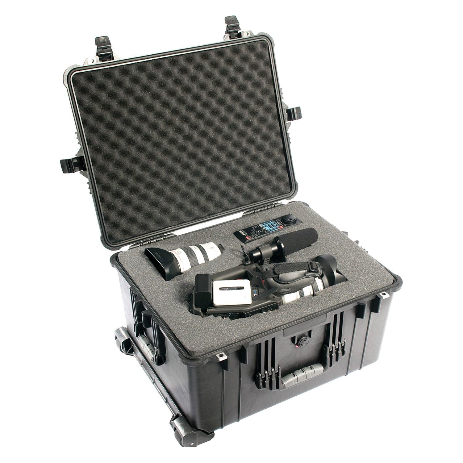 1620 Transport Case Pelican 1620-020-110 with Foam (Black)