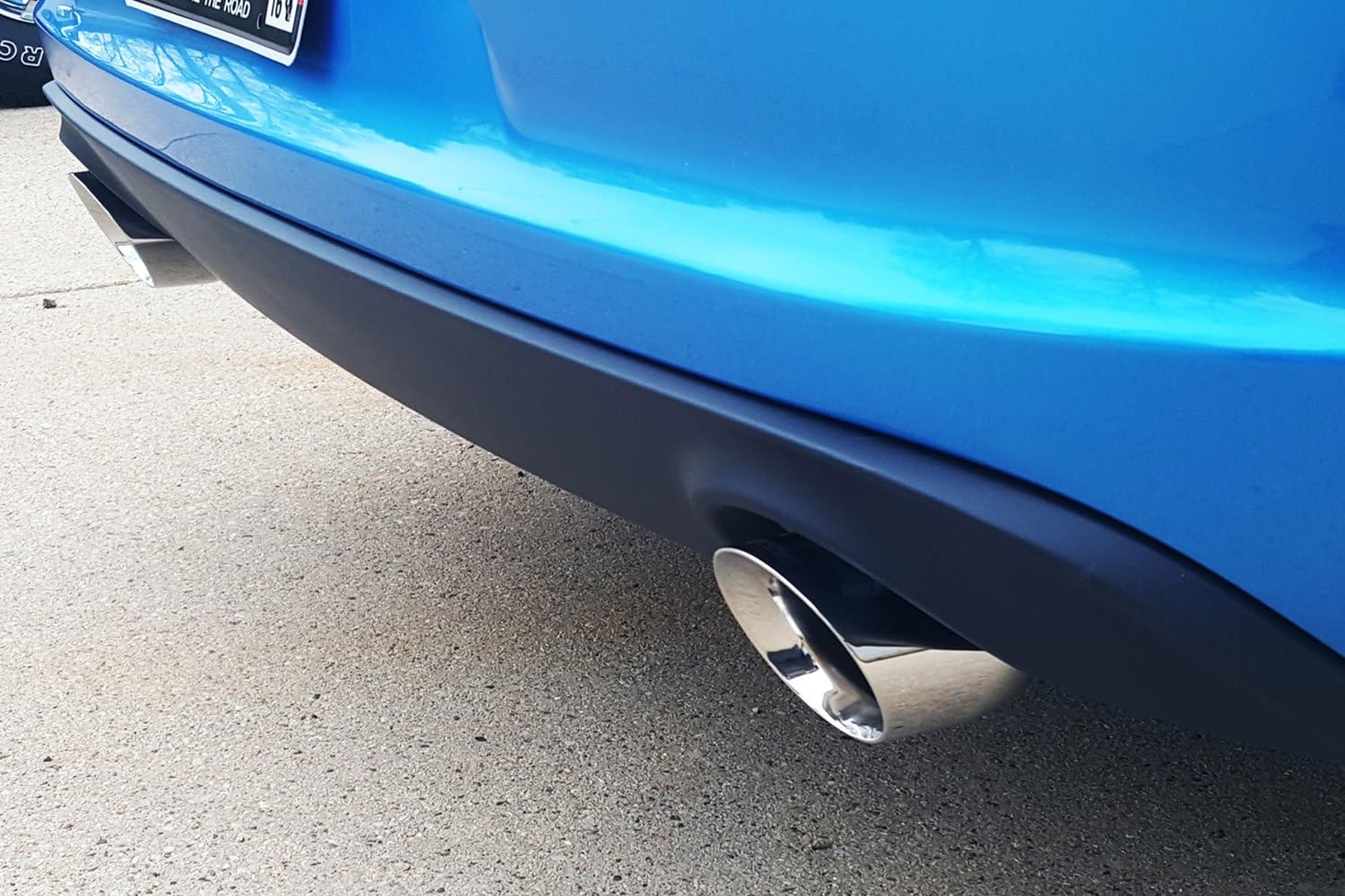 Corsa Dodge Charger R/T 2015-2016 Kit w/ Pursuit Valance 2.5in Inlet / 4in Outlet Polished Tip