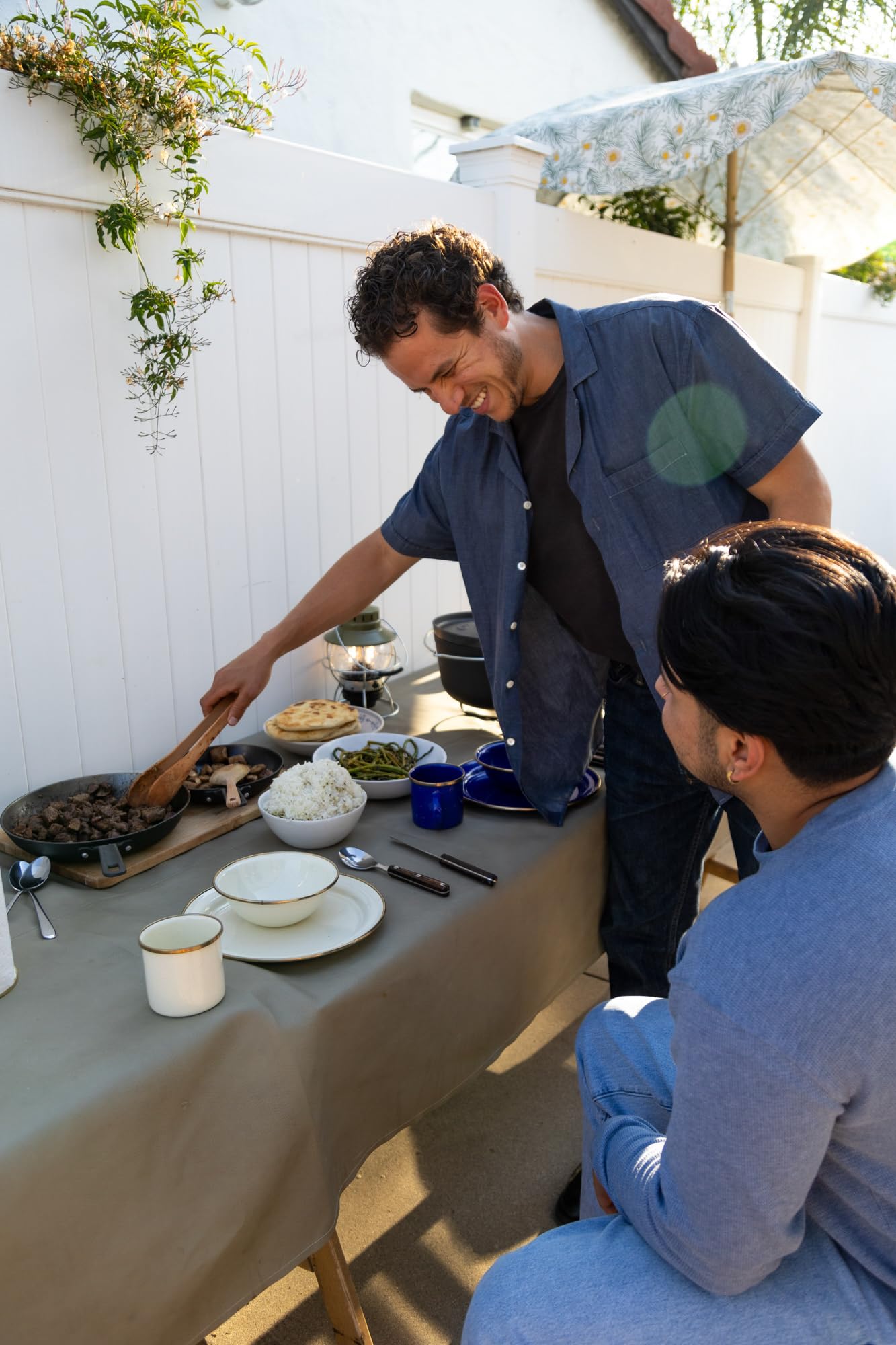 Mesa GSI Outdoors 2-Person Enamelware Dining Set 6-Pieces – Cream with Bronze-Finished Stainless Steel Rim, Dishwasher Safe