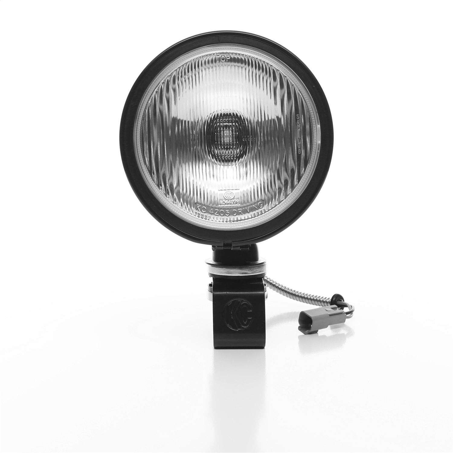 Daylighter KC HiLiTES 234 Halogen Light Spread Beam 6 in. Round Clear Lens Black Housing 100 Watts Pair