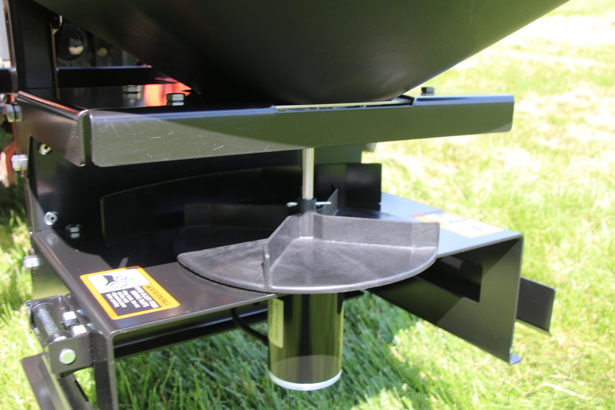 3 CU FT TerraKing ATV/UV Spreader 45-0633