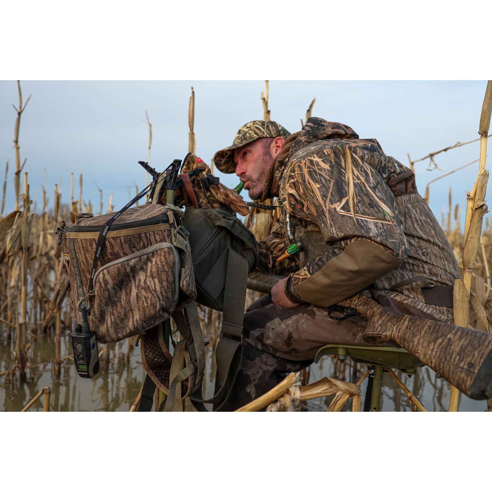 Ultimate Gear Stick Avian-X for Waterfowl Hunting - Lightweight Durable Solid Stable Adjustable OD Green Powder-Coated Stick with Carry Strap