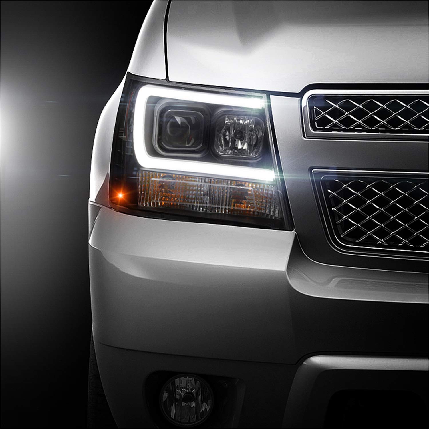 Chevy Suburban 1500/2500 07-14 / Chevy Tahoe 07-14 / Avalanche 07-14 Spyder 5082565 Version 2 Projector Headlights - High H1 (Included) - Low H7 (Included) Light Bar DRL - Black