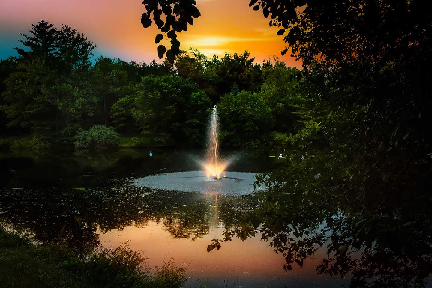 Scott Aerator Outdoor Fountain Night Glo LED Light Set Fountains and Display Aerators | Set of 2 Warm White Light Kits with Accessories | Efficient Outdoor Pond Lights | Made in USA