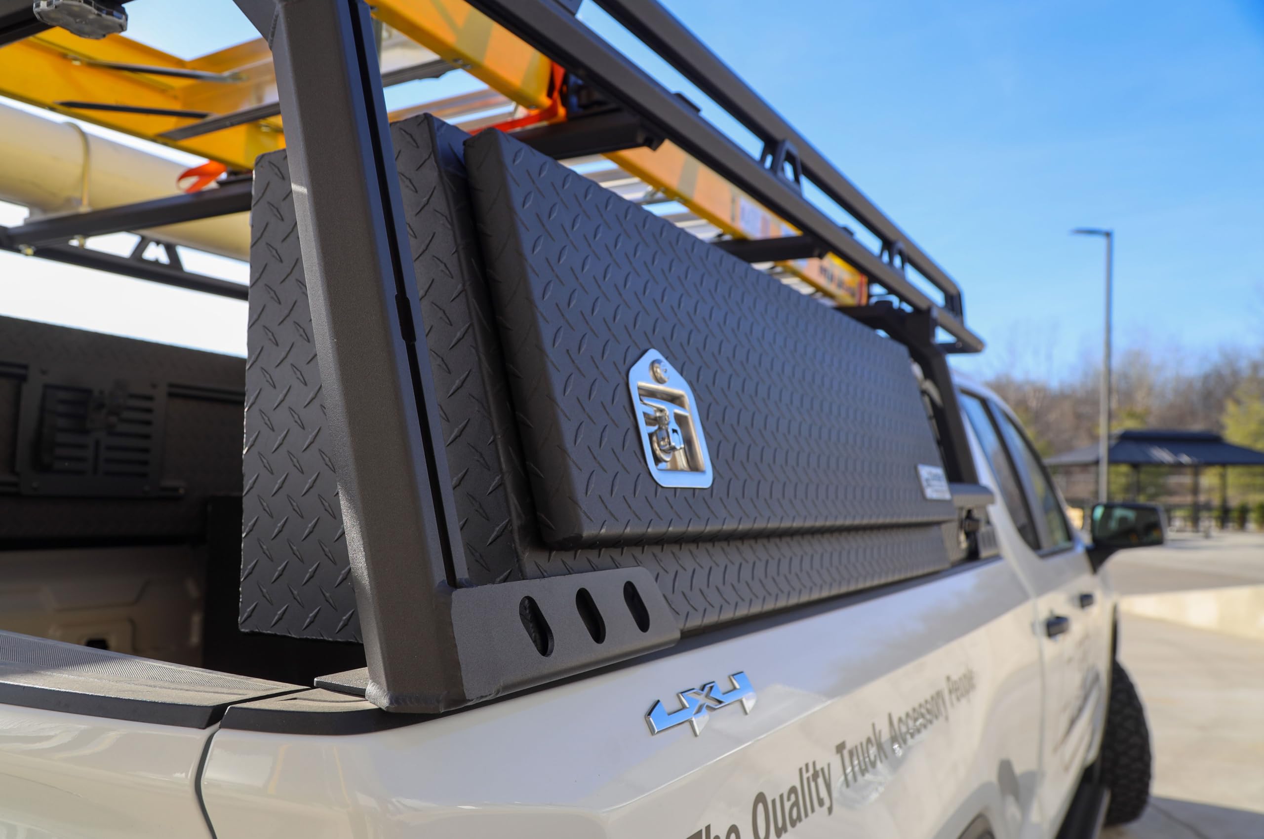 Topsider Dee Zee DZ 81TB Toolbox