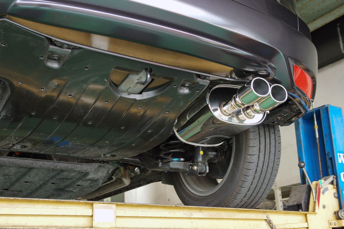 32018-AH031 HKS Exhaust System (LEGAMAX Premium VEZEL RU3 LEB-H1), 1 Pack, (N)