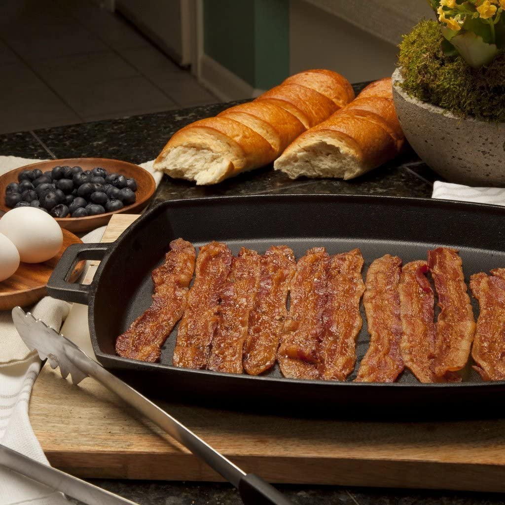 Bayou Classic Cast Iron 7471 Shallow Pan Perfect For Hamburgers Grilled Cheese Sandwiches and Bacon Features Wide Loop Handles