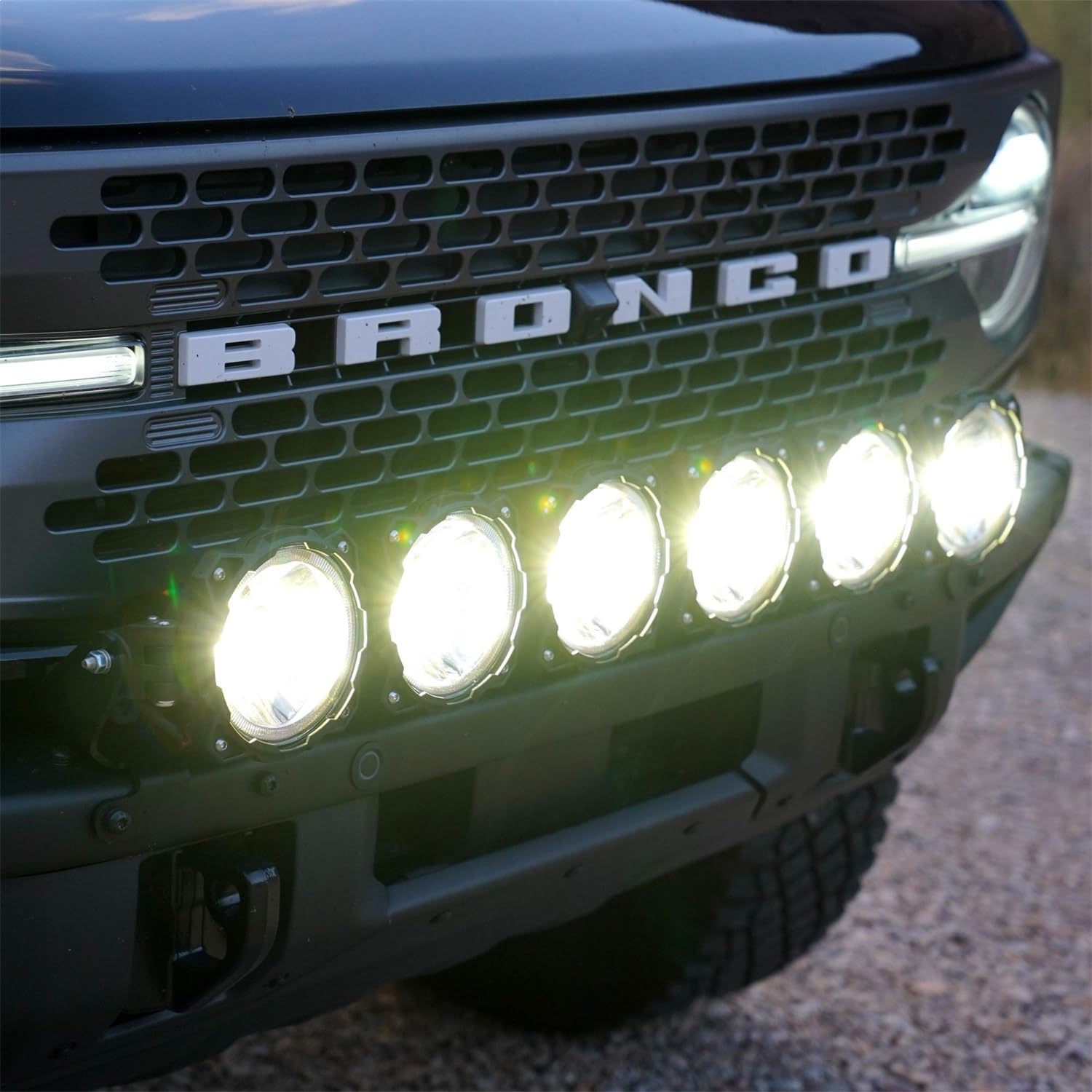 Gravity® KC HiLiTES 91341 LED Pro6-39" Light Bar Kit - for 21+ Ford Bronco Front Bumper