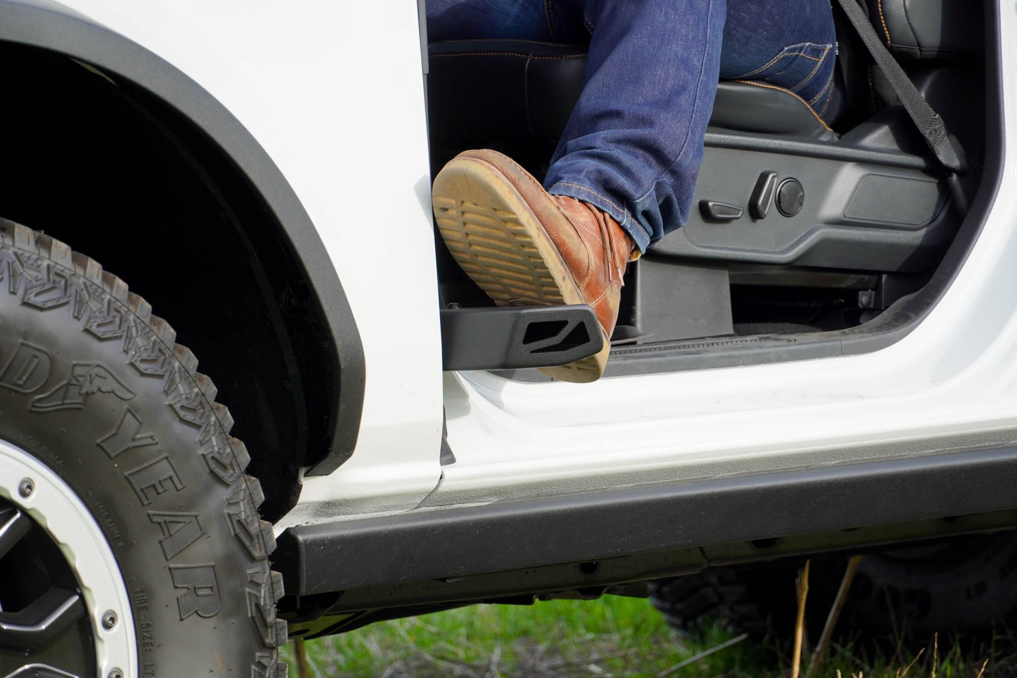Foot Pegs DV8 Offroad for the 2021-2025 Ford Bronco | Sold as a Pair | Comfortable Place to Rest your Foot | Anti-Slip Pedal Grip Design | Fits Front & Rear Door Hinges