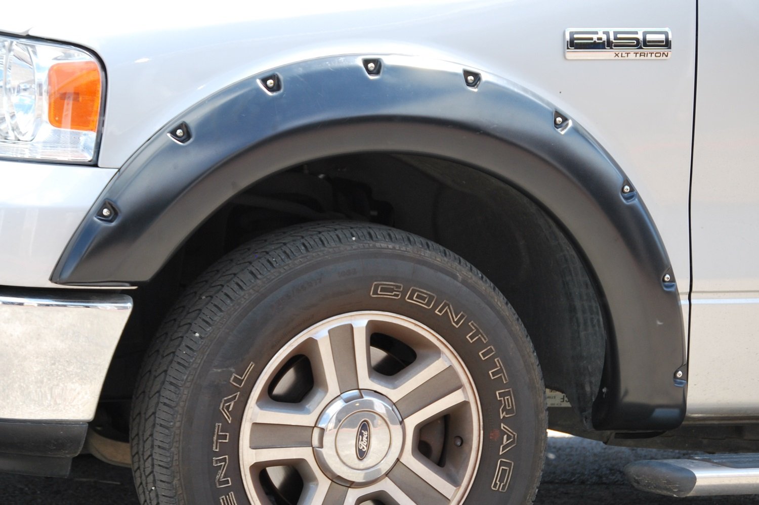 Lund Elite Series RX310S Black Rivet Style Standard Front and Rear Fender Flare - 4 Piece