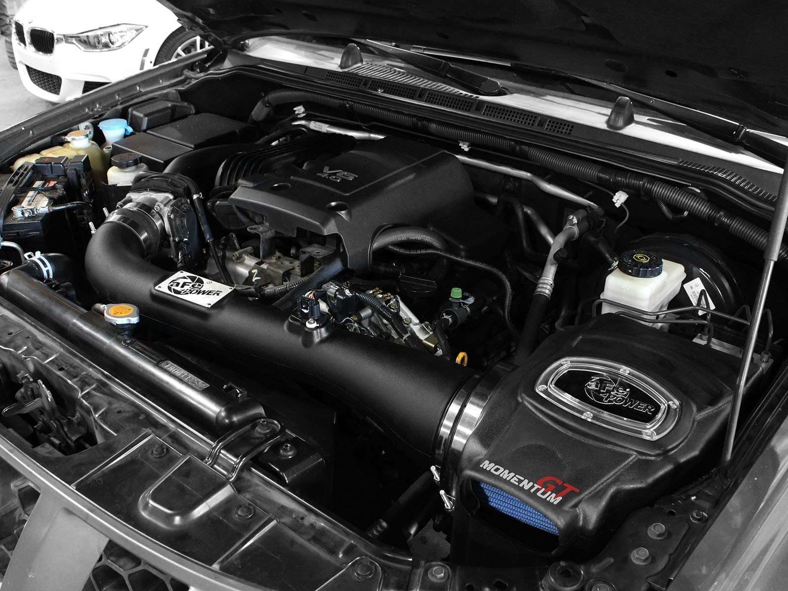 Momentum GT aFe POWER Cold Air Intake System w/Pro 5R Filter, #54-76102, Black