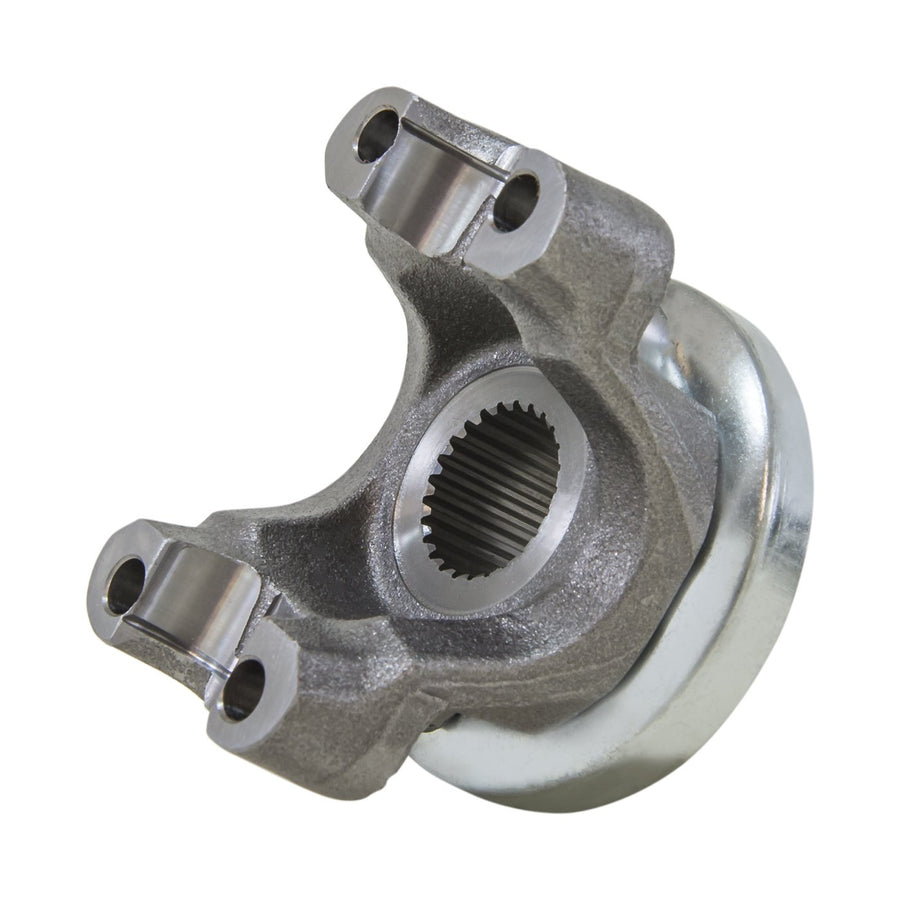 Yoke Yukon for GM 8.2" with a 1310 U/Joint Size. This uses Yoke u-Bolts.