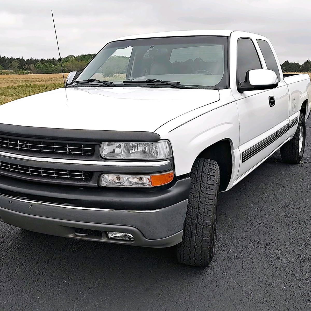 Chrome Headlights + Bumper Lights SPEC-D TUNING Compatible with 1999-2002 Chevy Silverado 2000-2006 Tahoe Suburban, Left + Right Pair Headlamps Assembly