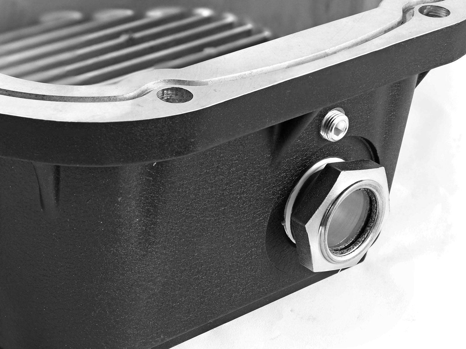 aFe Power Pro Series 46-70032-WL Machined Rear Differential Cover with Gear Oil