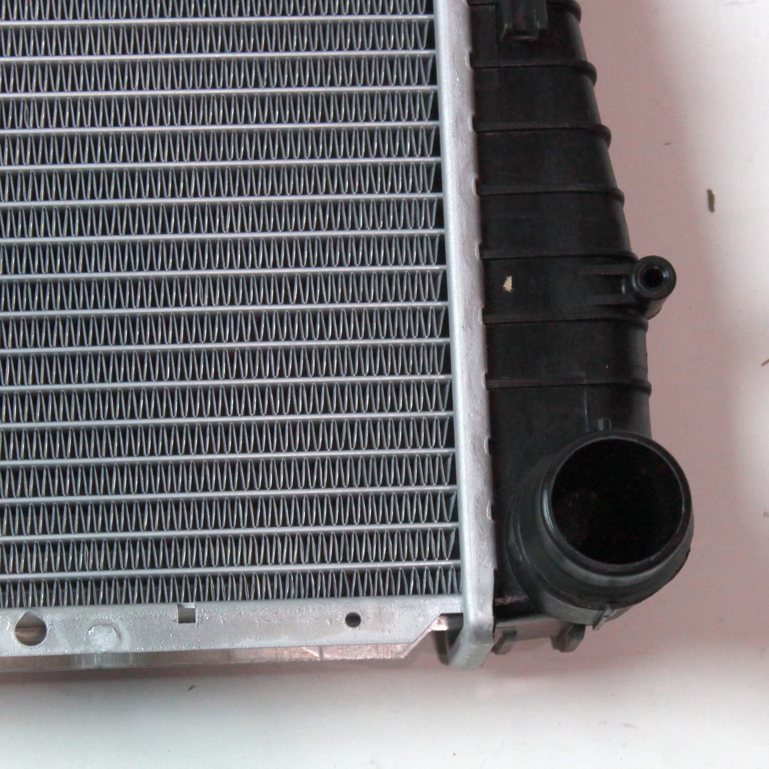 Radiator TYC Compatible with 2001-2006 BMW X5