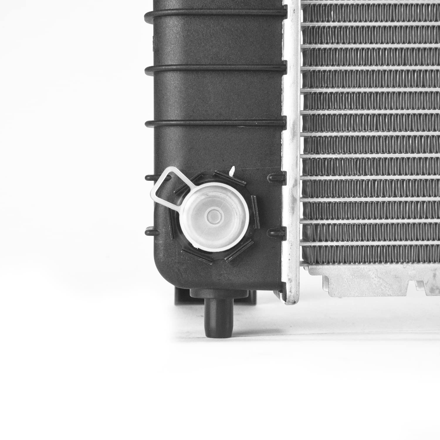 Radiator TYC 1826 Compatible with 1996-2004 Chevrolet S10 Pickup