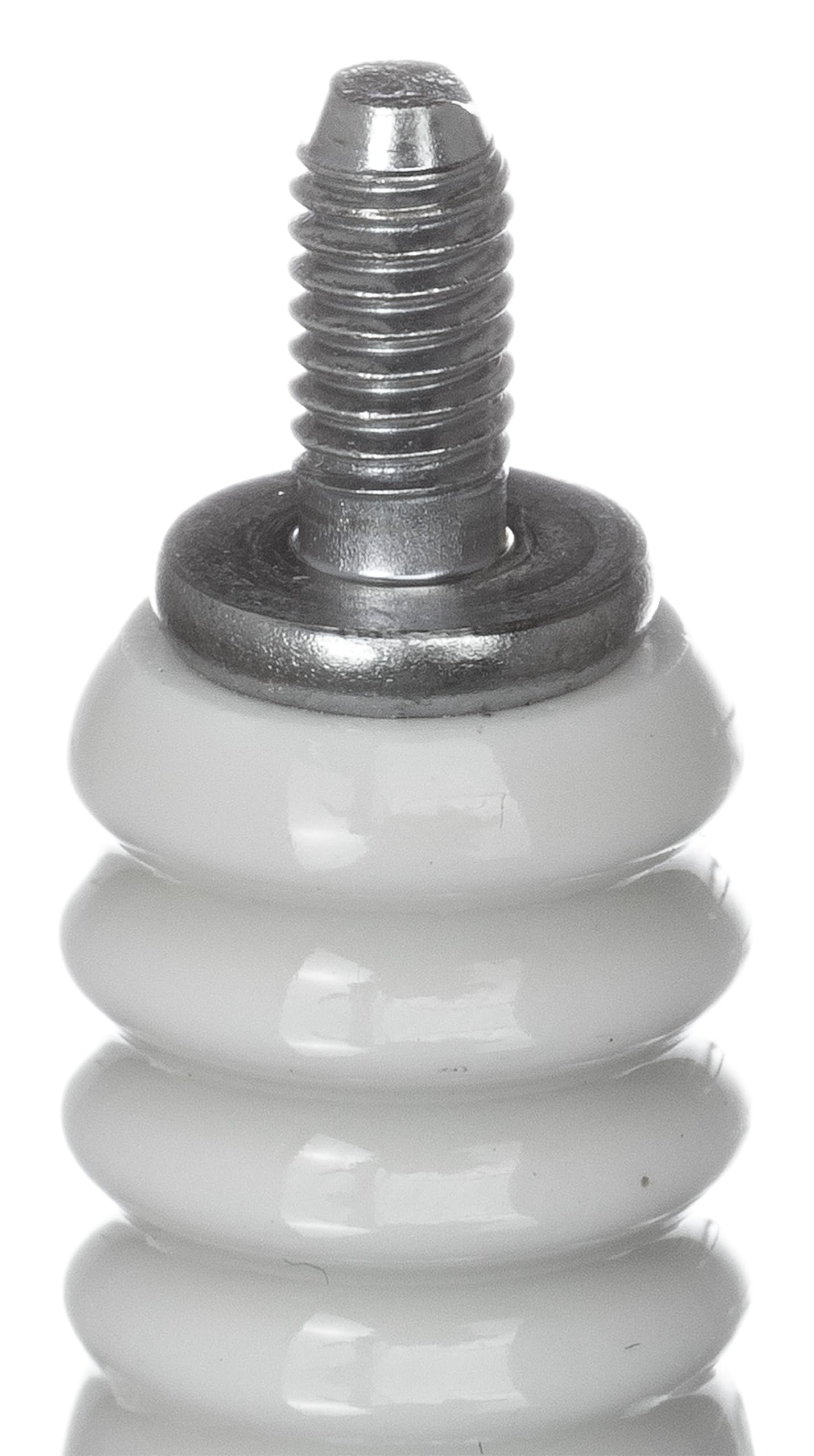 B4 NGK (3210) Standard Spark Plug, Pack of 1