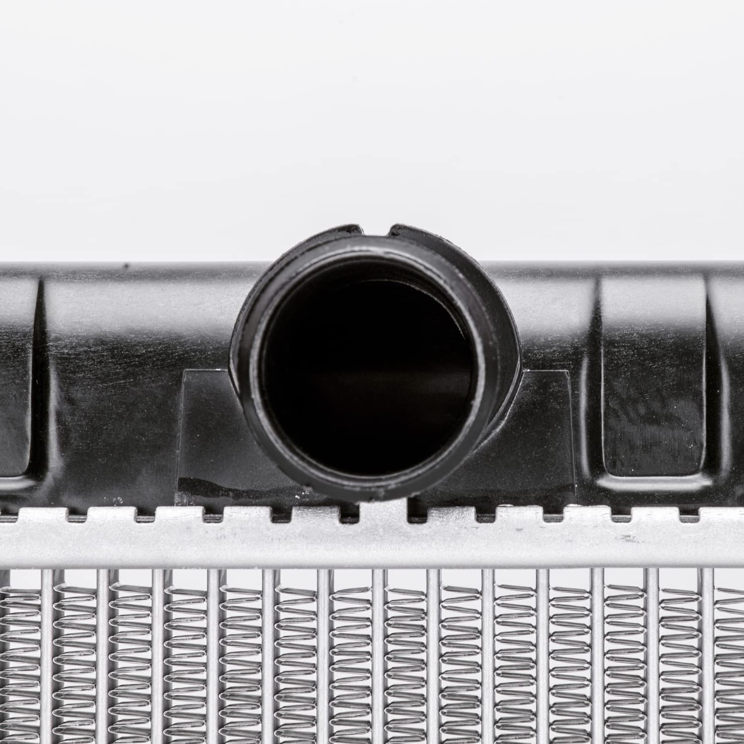 Radiator TYC Compatible with 2002-2006 Nissan Altima