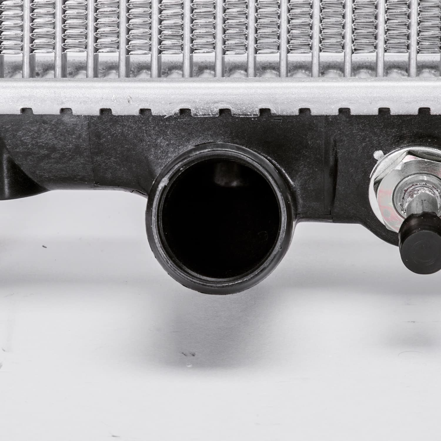 Radiator TYC Compatible with 2002-2006 Nissan Altima