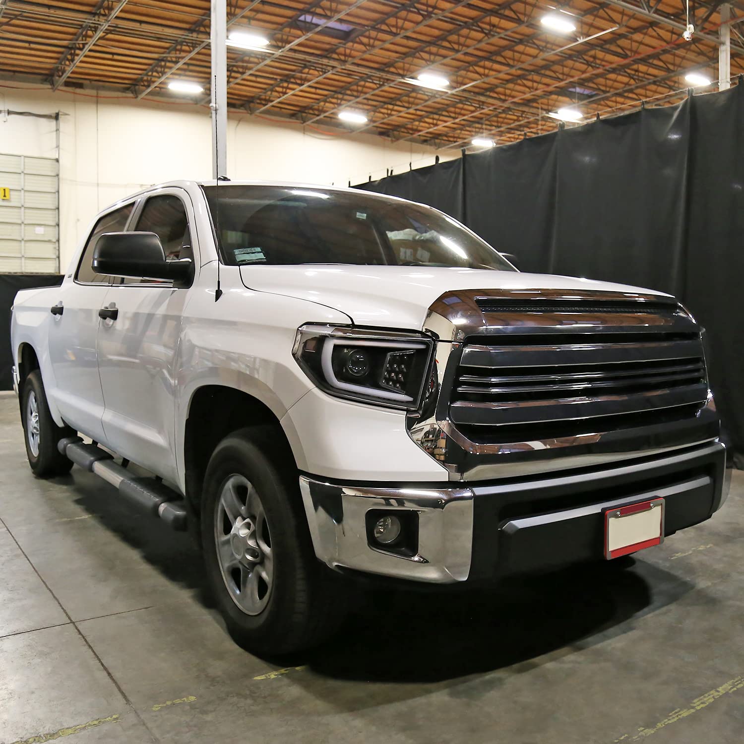 Spec-D Tuning LED Light Bar Clear Lens Black Housing Projector Headlights w/Sequential LED Signal Compatible with 2014-2021 Toyota Tundra, Left + Right Pair Headlamps Assembly
