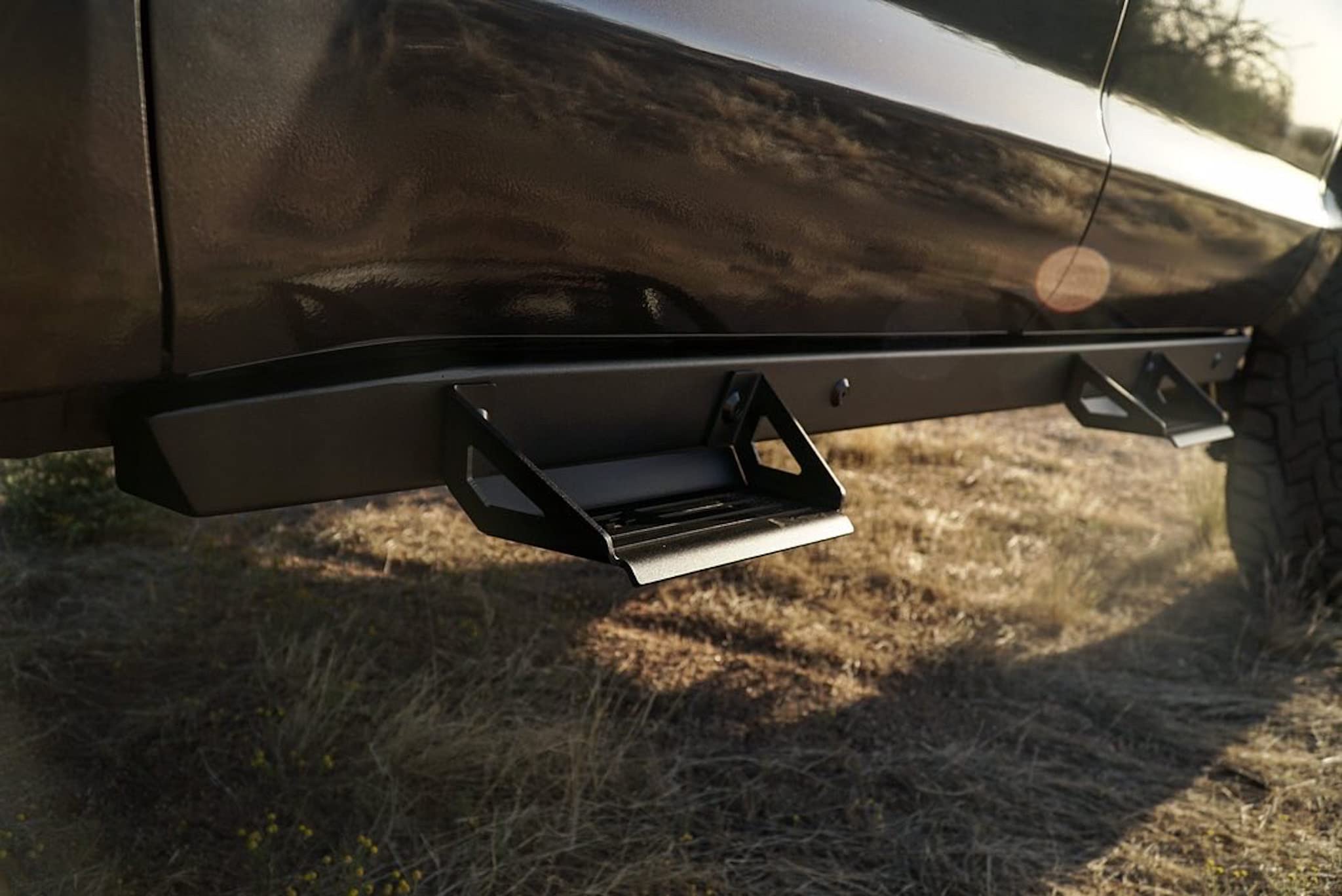 ICI Side Steps Aluminum Compatible with 2007-2021 Toyota Tundra Crew Cab: Alumilite Step Rails