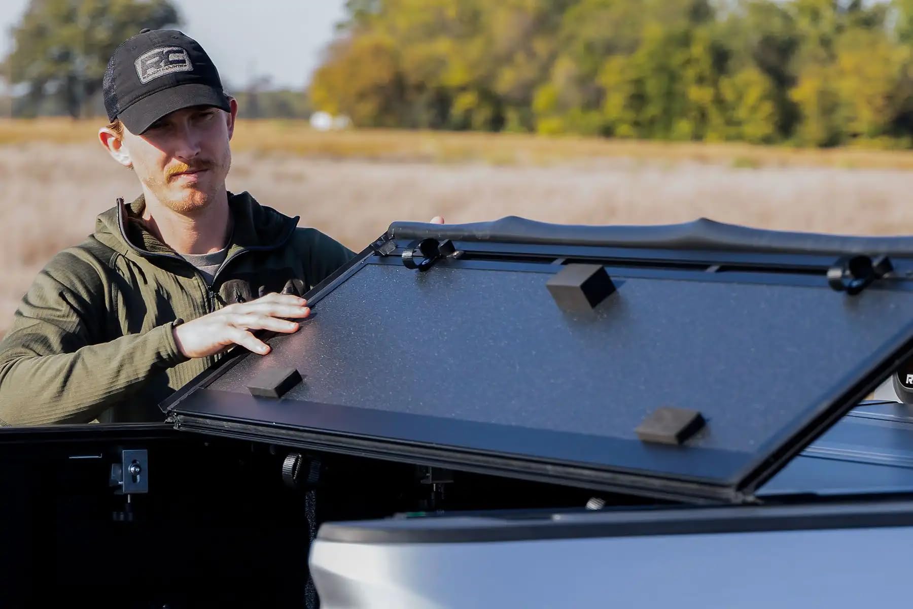 Rough Country Hard Tri-Fold Truck Bed Cover Flip Up for Chevy Colorado & GMC Canyon (2015-2024) - Fits 6' Bed, All-Weather, Flush Aluminum Panels